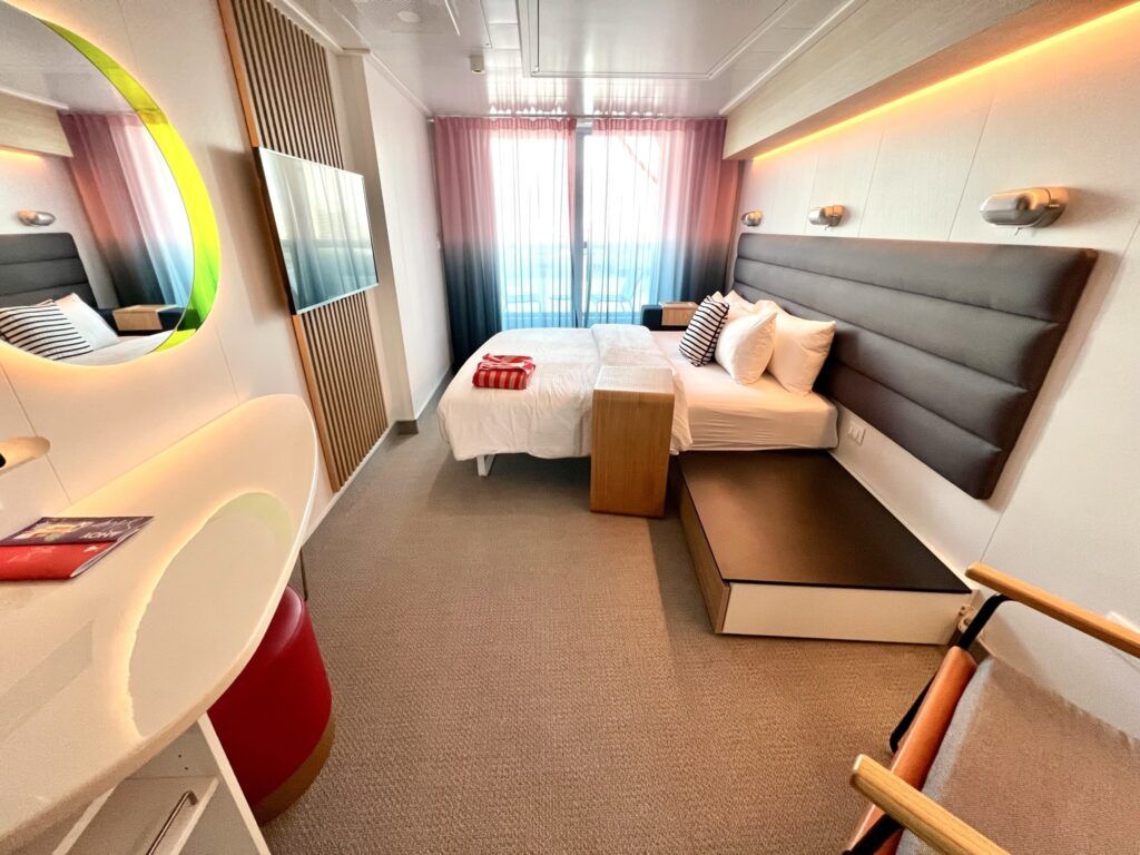 Valiant Lady Sea Terrace Cabin