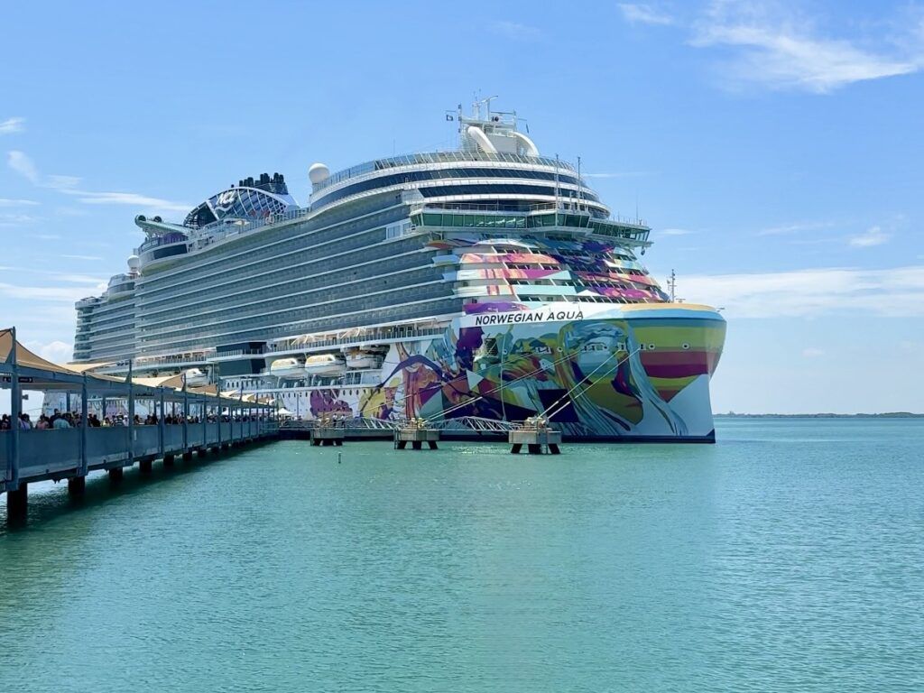 Carnival vs. Norwegian: Which is Better?