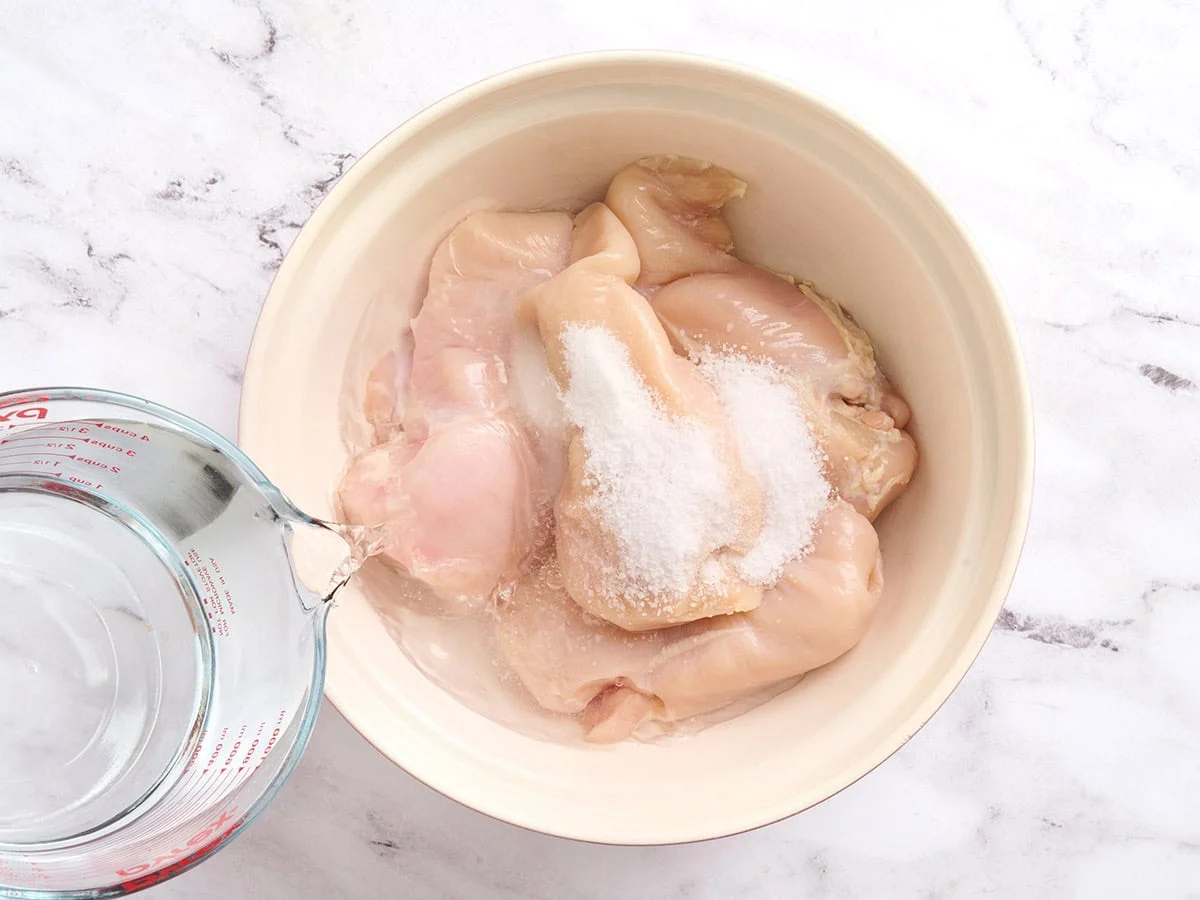 preparing brine for baked chicken breast