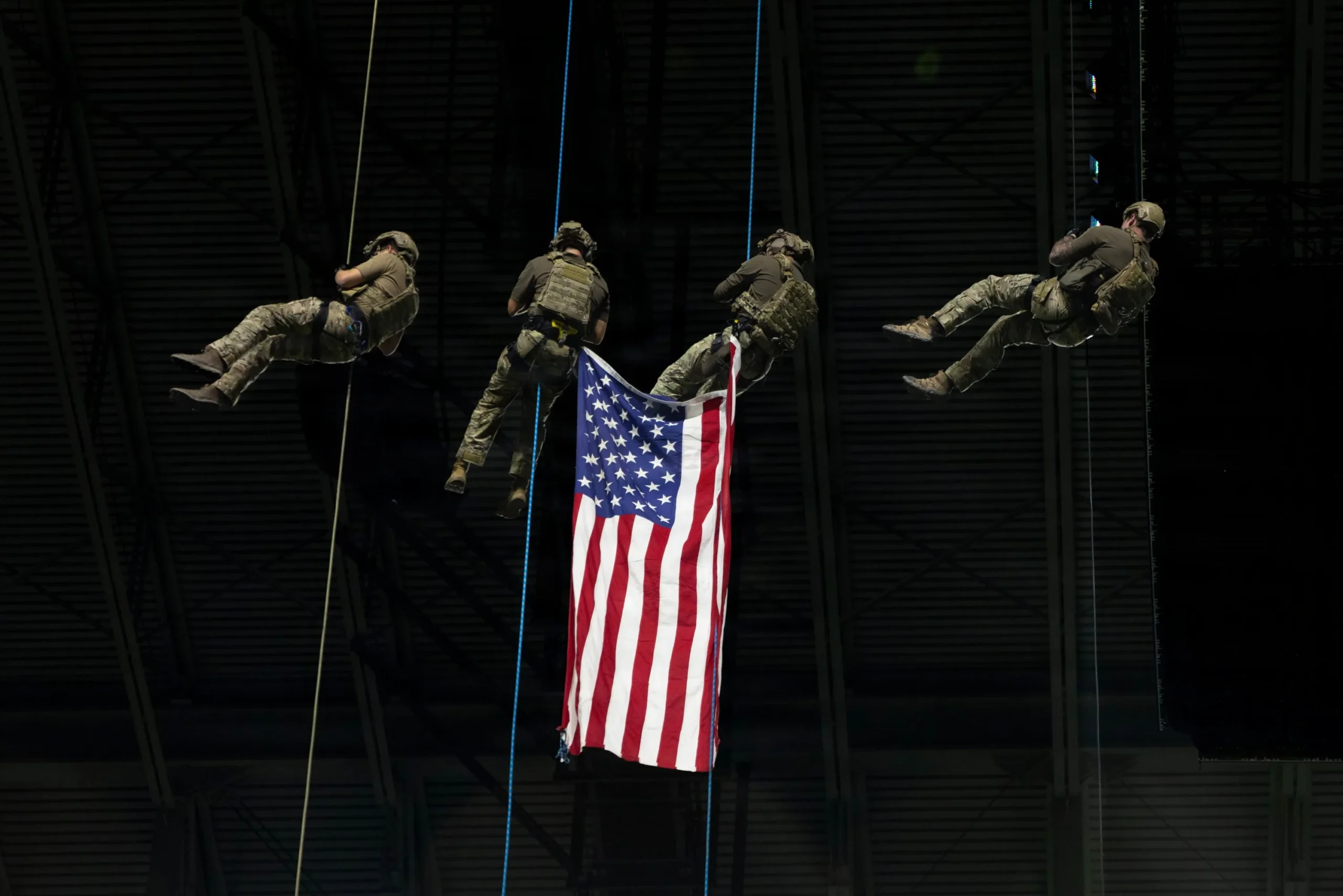 Rappel demonstrations are risky, but common among elite units