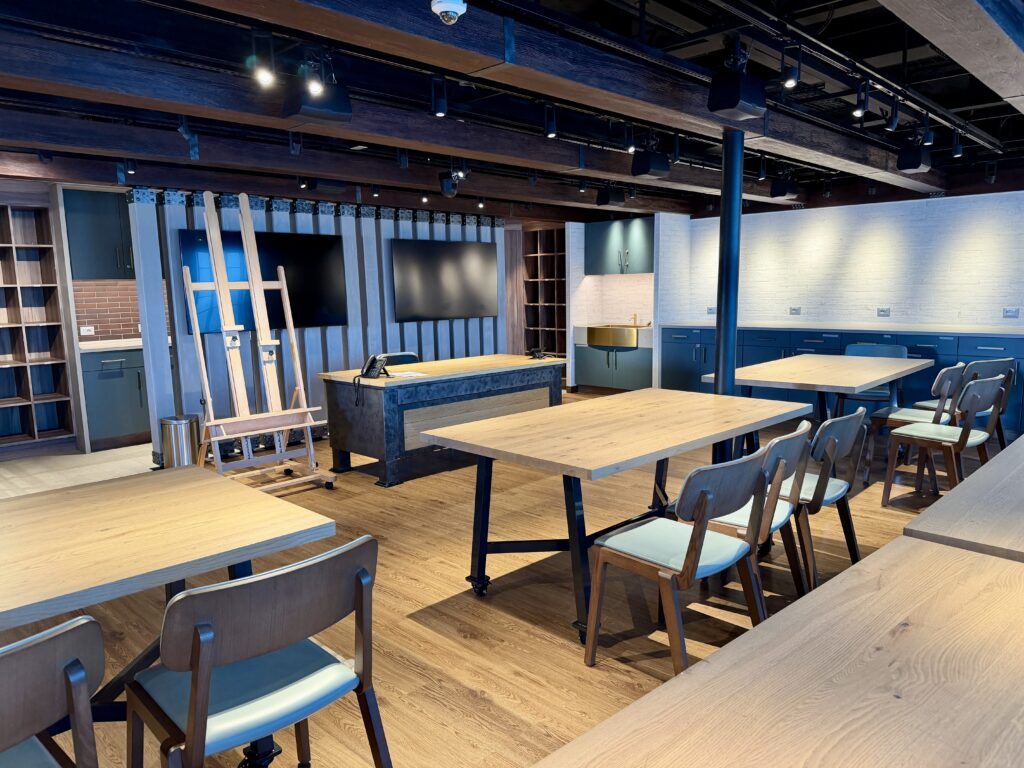Artist Loft art studio Oceania Allura 