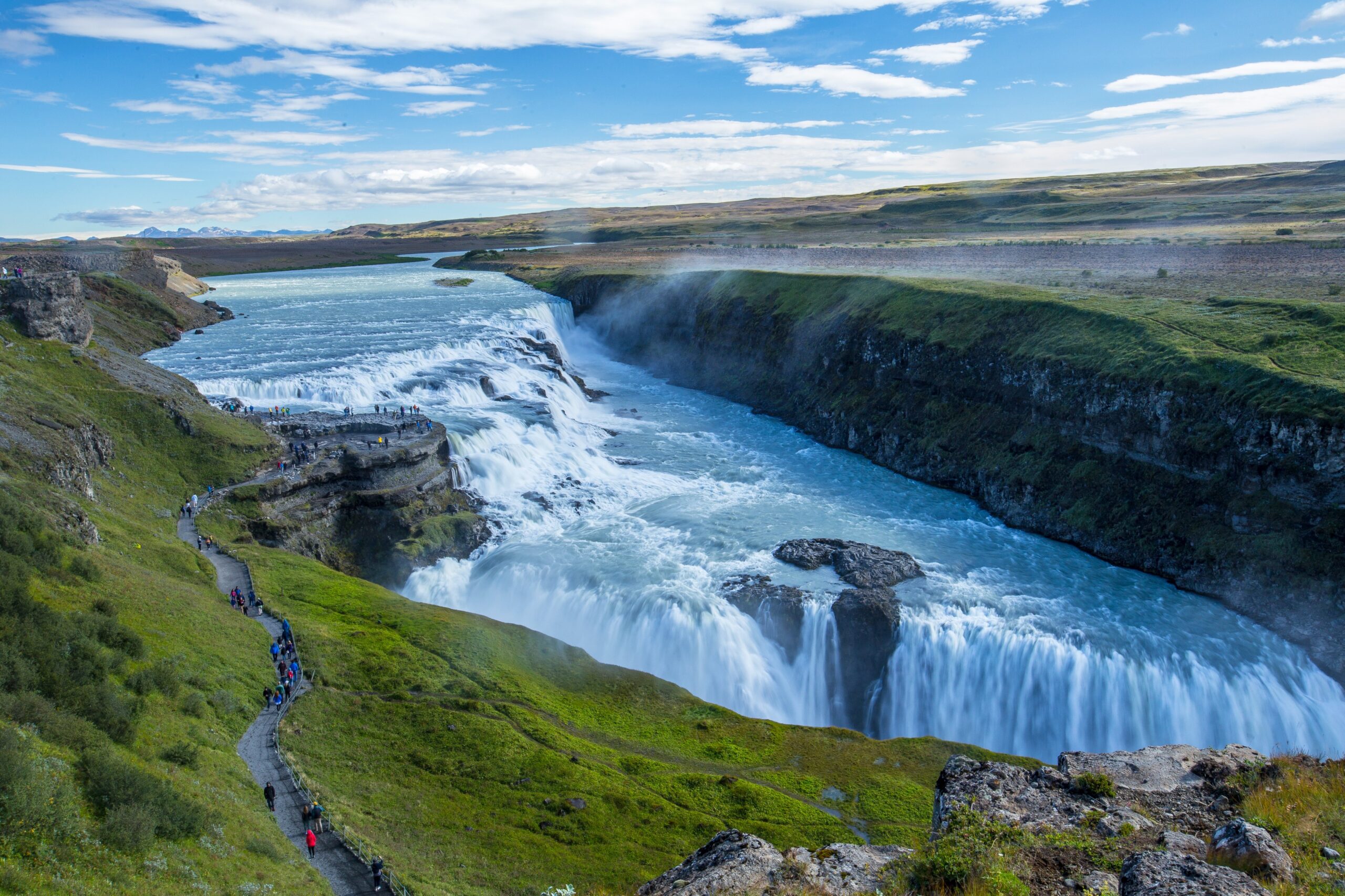 iceland guilfoss waterfall