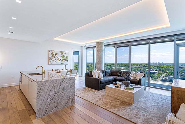 Living room 650
